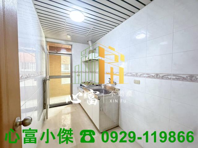 高雄岡山大樓-1